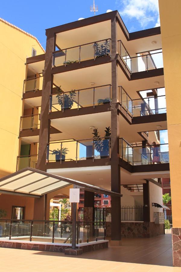 Spacious Apartment With Large Private Garden In Palm Mar Exteriör bild