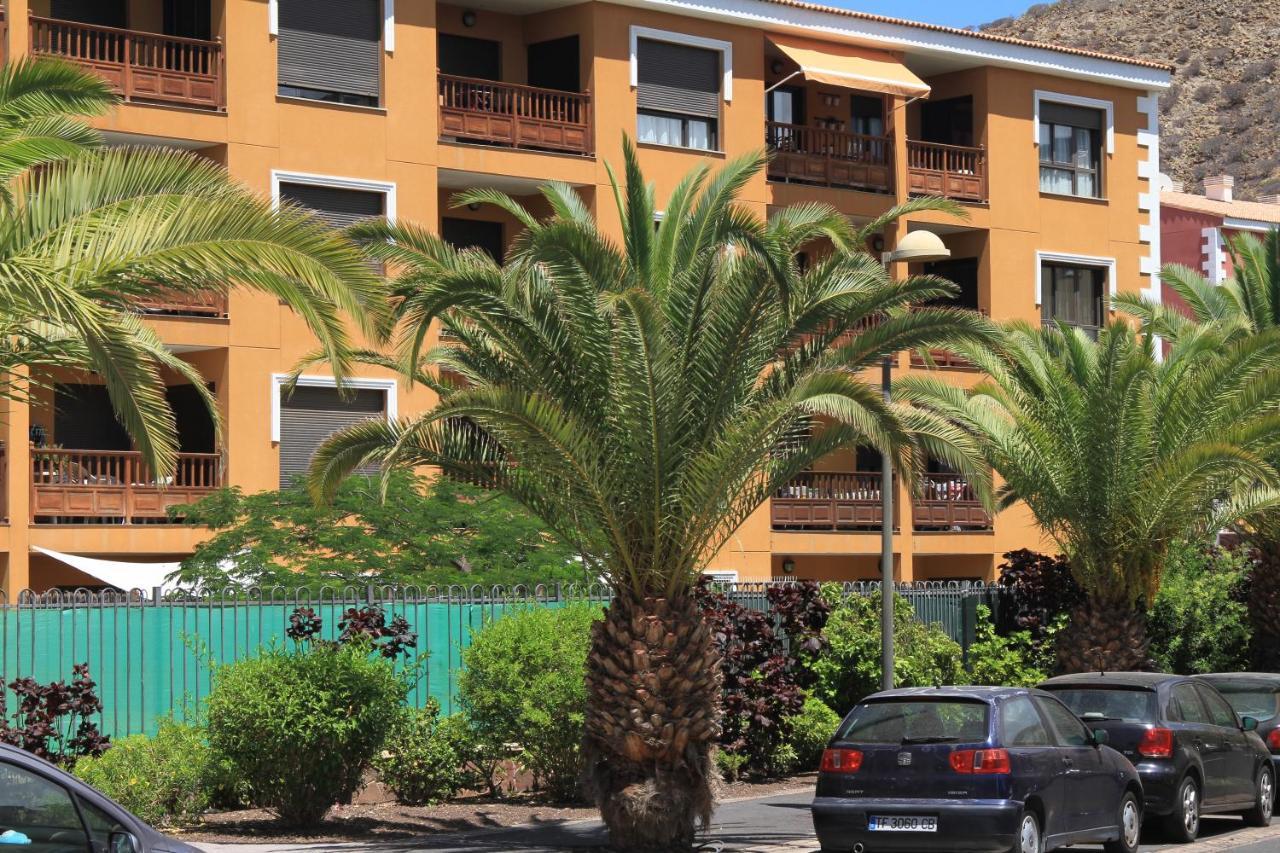 Spacious Apartment With Large Private Garden In Palm Mar Exteriör bild