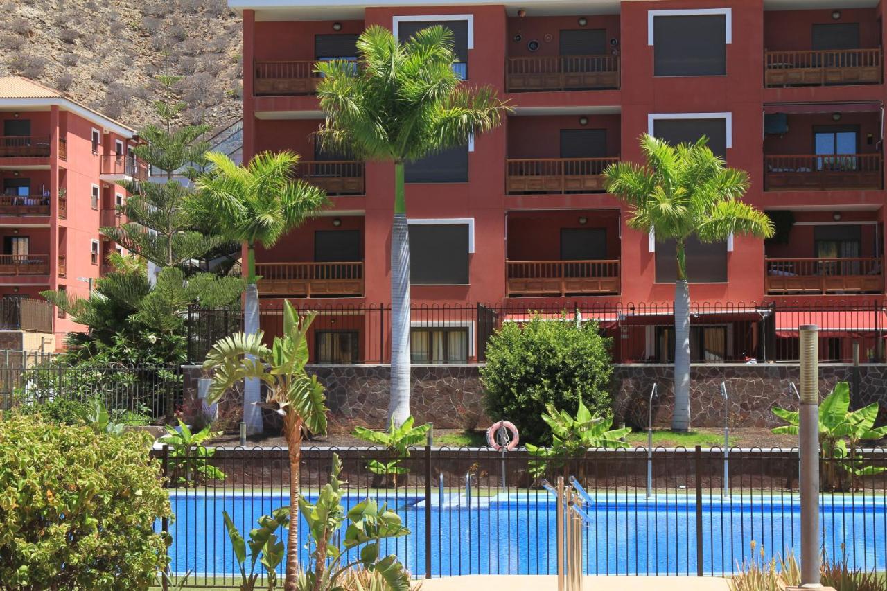Spacious Apartment With Large Private Garden In Palm Mar Exteriör bild